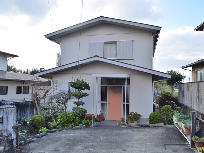 伊勢市中之町字西側 一戸建て物件